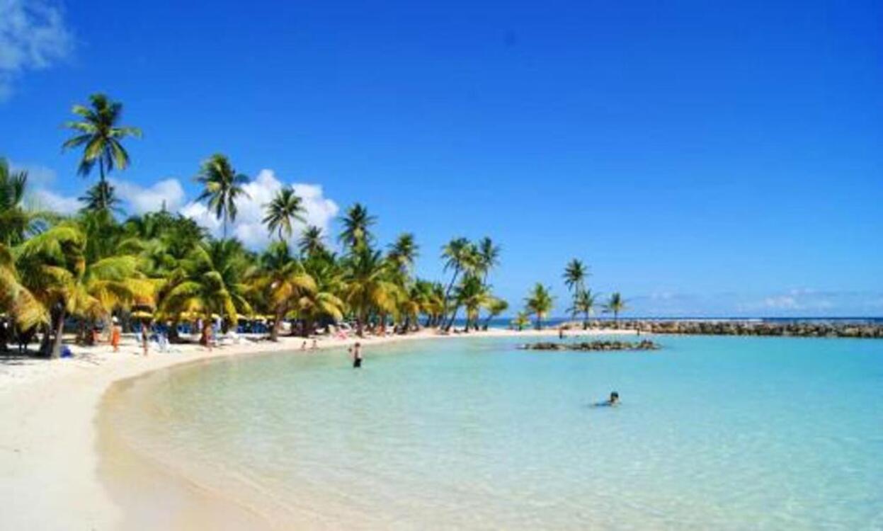 Plage du bourg Saint-Anne