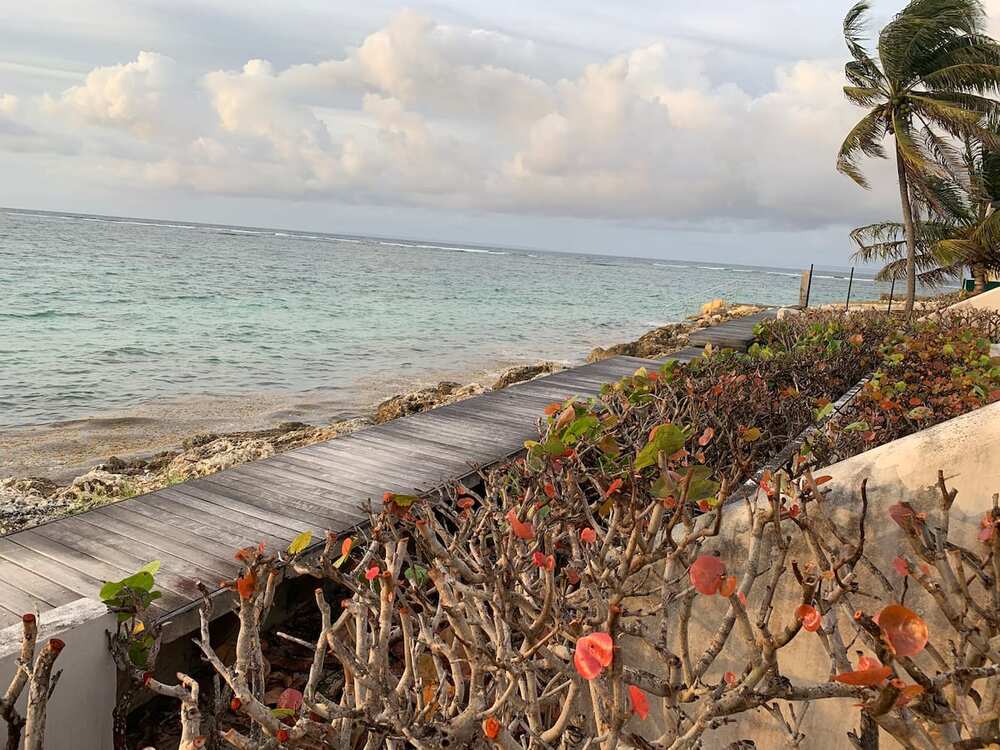 Ponton accès plage du bourg de Sainte-Anne